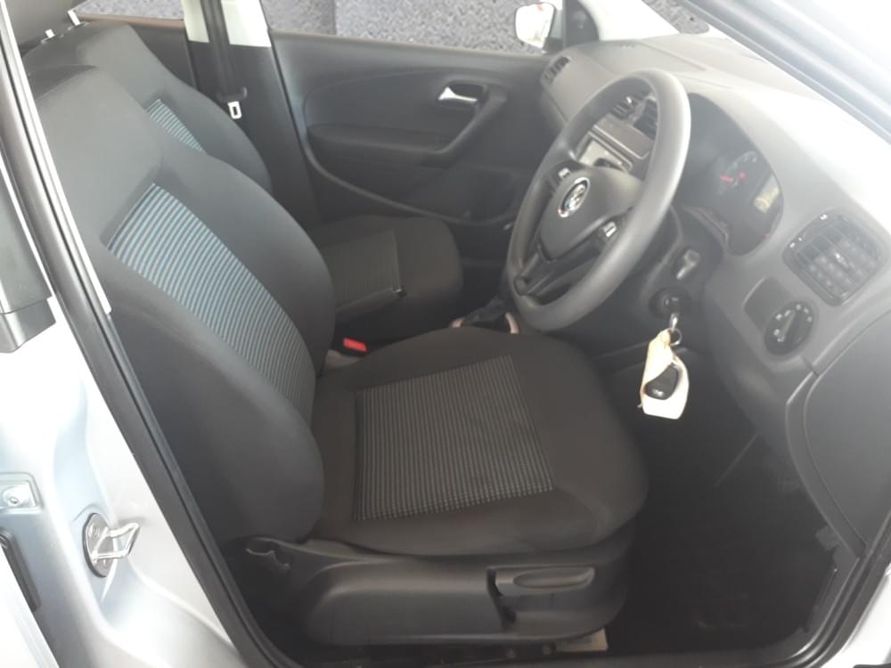 Volkswagen Polo Vivo Hatch 1.6 Comfortline Tiptronic