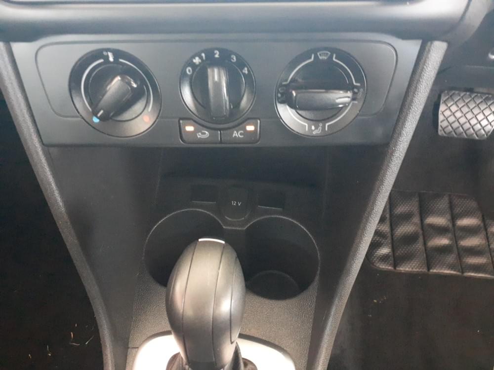 Volkswagen Polo Vivo Hatch 1.6 Comfortline Tiptronic