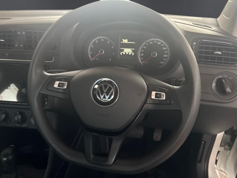 Volkswagen Polo Vivo Hatch 1.6 Life Tipt