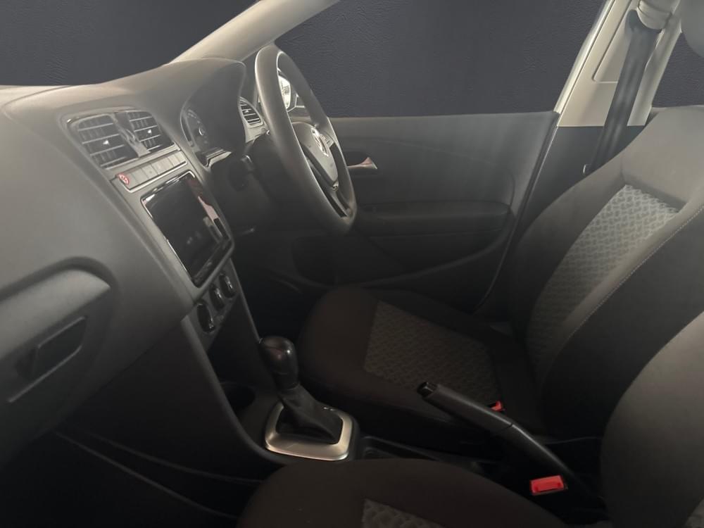 Volkswagen Polo Vivo Hatch 1.6 Life Tipt