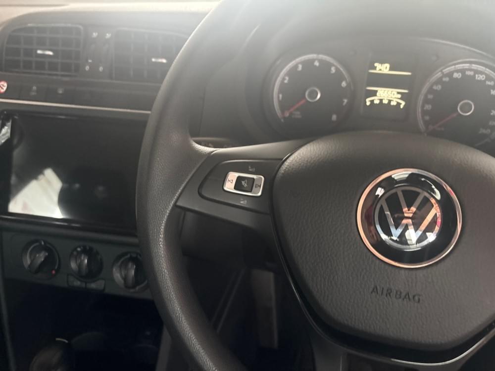 Volkswagen Polo Vivo Hatch 1.6 Life Tipt