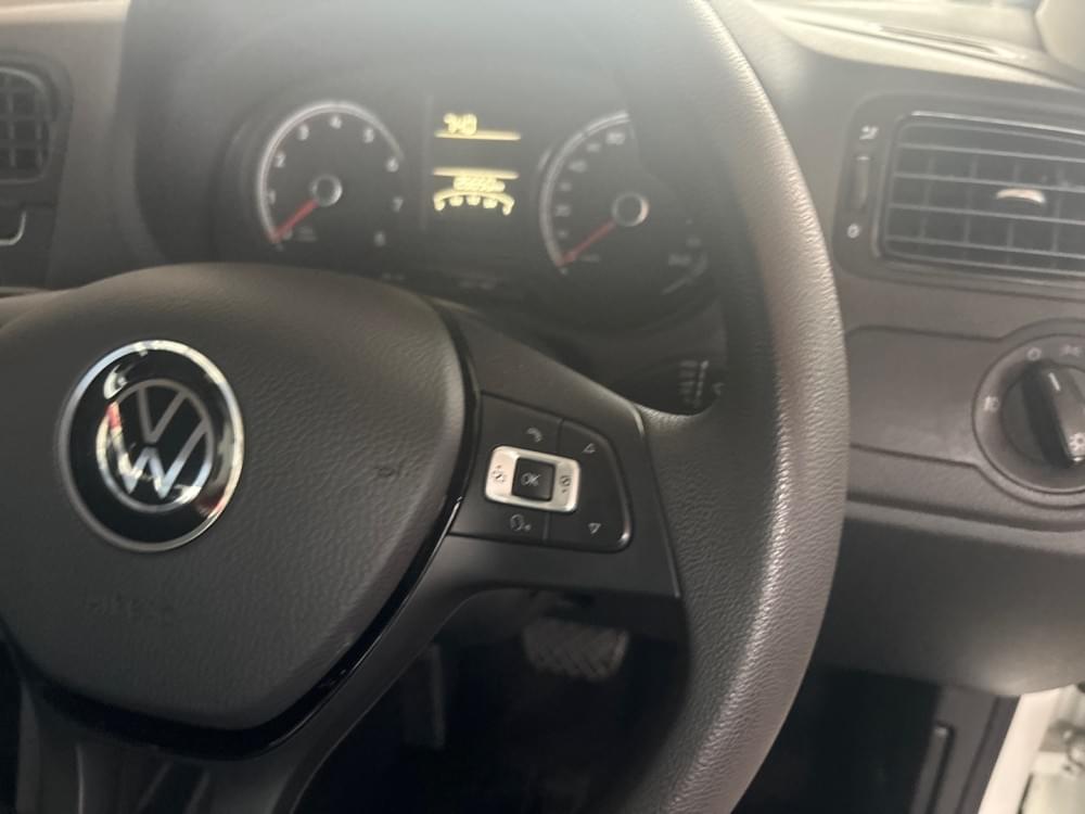 Volkswagen Polo Vivo Hatch 1.6 Life Tipt