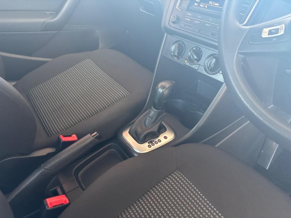 Volkswagen Polo Vivo Hatch 1.6 Comfortline Tiptronic