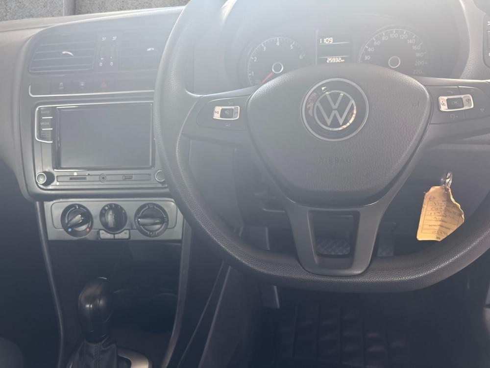 Volkswagen Polo Vivo Hatch 1.6 Comfortline Tiptronic