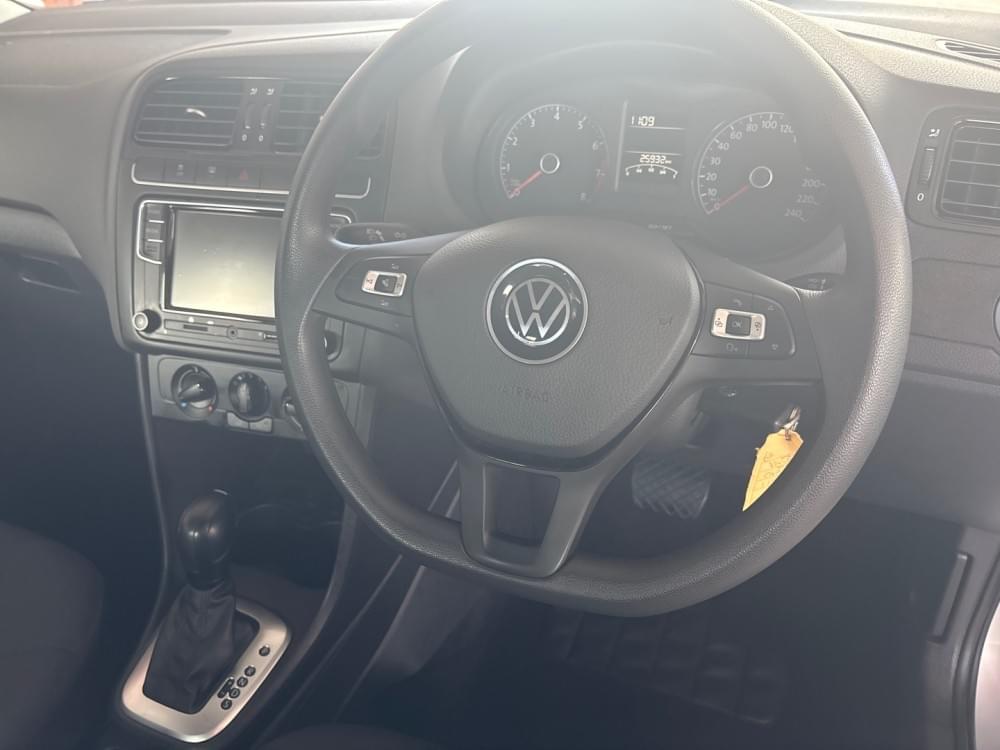 Volkswagen Polo Vivo Hatch 1.6 Comfortline Tiptronic