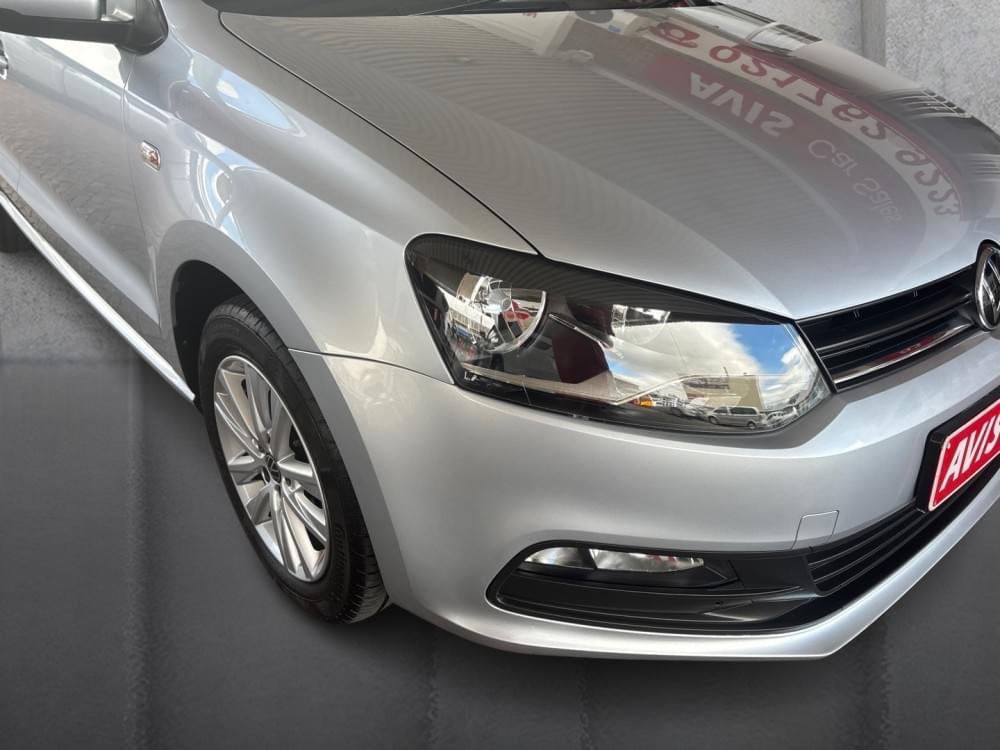 Volkswagen Polo Vivo Hatch 1.6 Comfortline Tiptronic