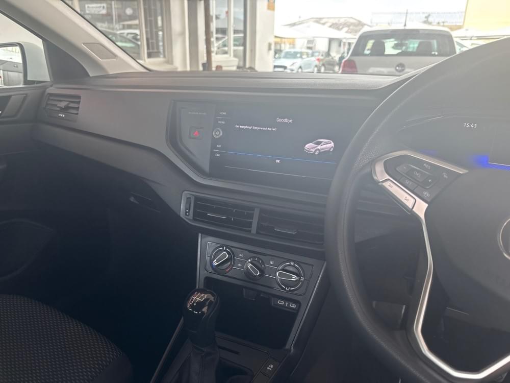 Volkswagen Polo Hatch 1.0 Tsi