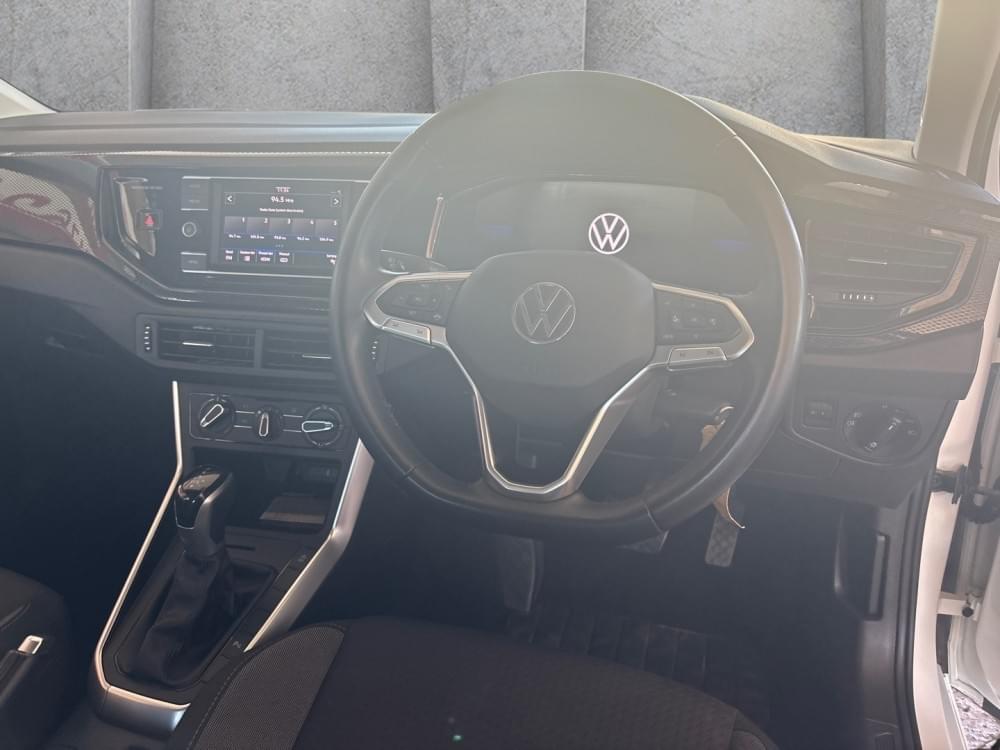 Volkswagen Polo Hatch 1.0 Tsi Life Dsg
