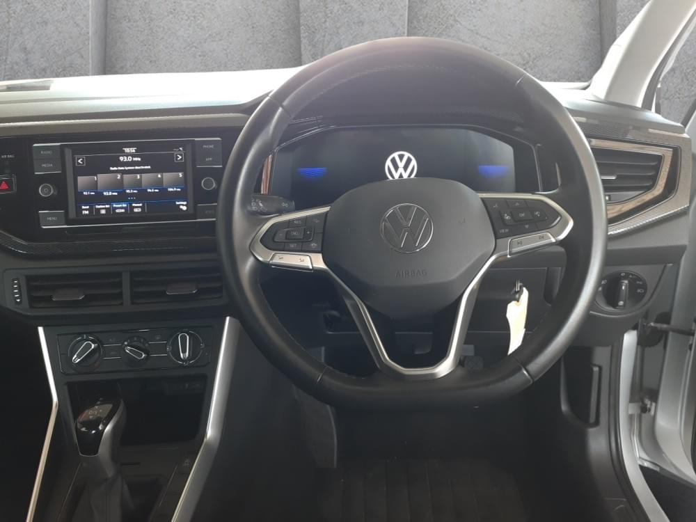 Volkswagen Polo Hatch 1.0 Tsi Life Dsg