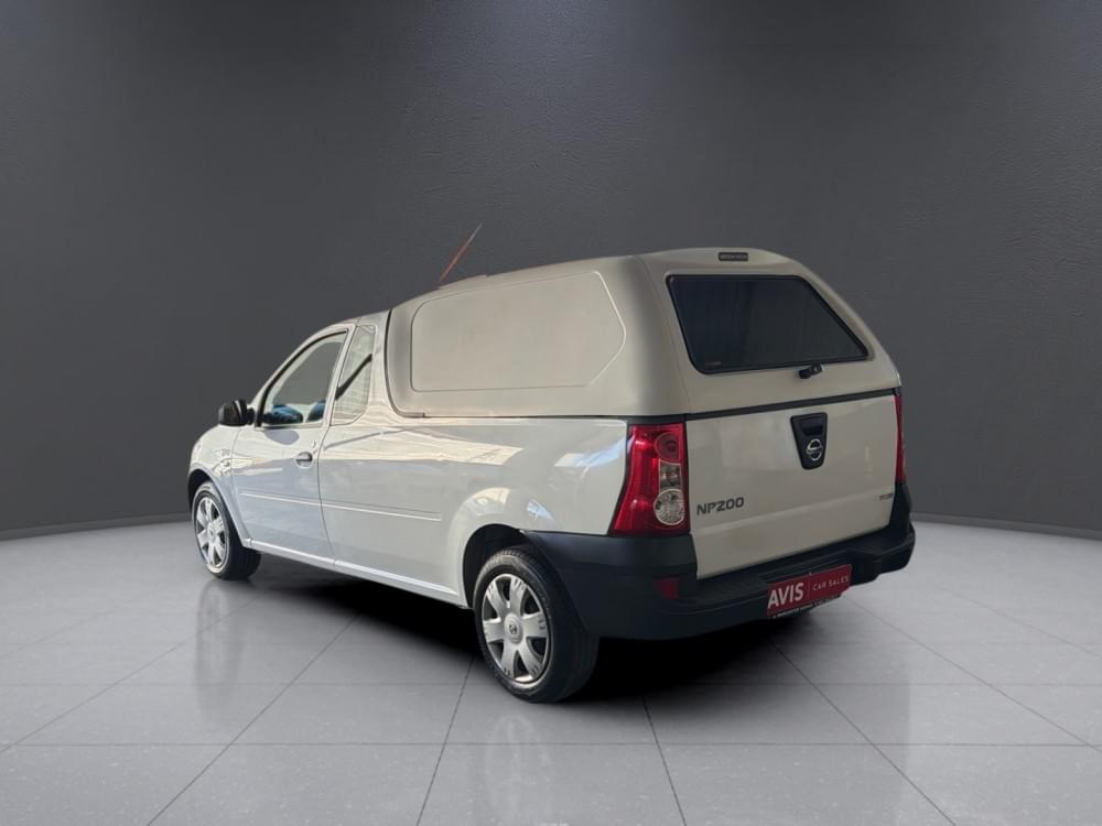Nissan Np200 1.6 8V Ac Safety Pack