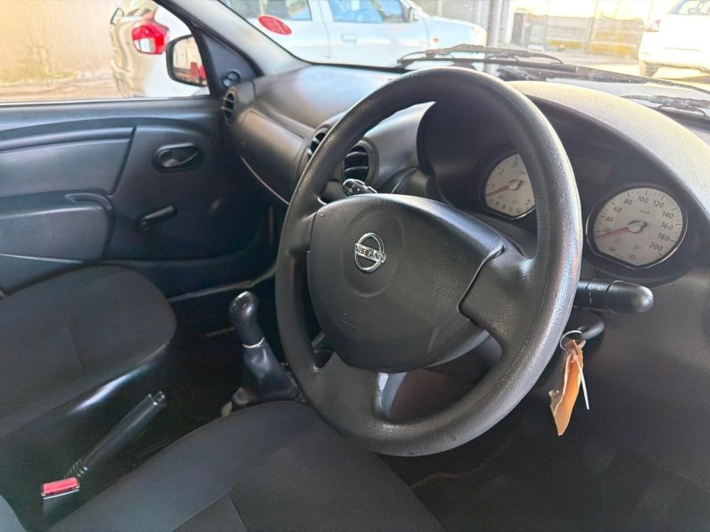 Nissan Np200 1.6 8V Ac Safety Pack