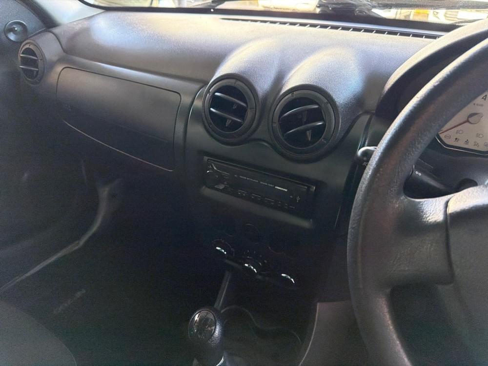 Nissan Np200 1.6 8V Ac Safety Pack