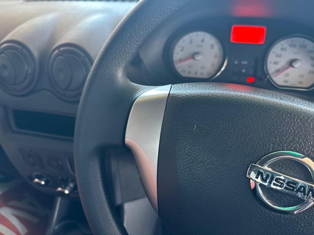 Nissan Np200 1.6 8V Ac Safety Pack