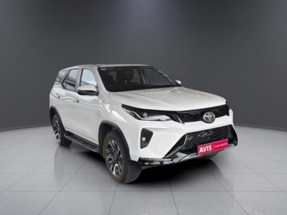 Toyota Fortuner 2.4 Gd-6 Rb At