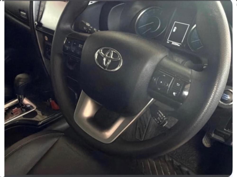 Toyota Fortuner 2.4 Gd-6 Rb At