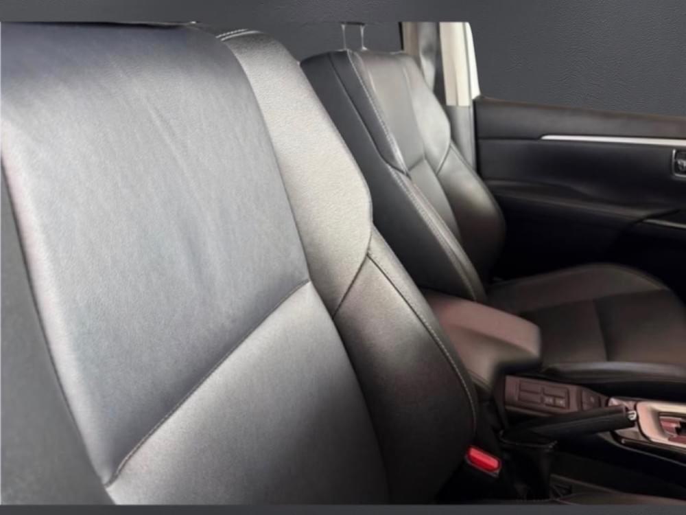 Toyota Fortuner 2.4 Gd-6 Rb At