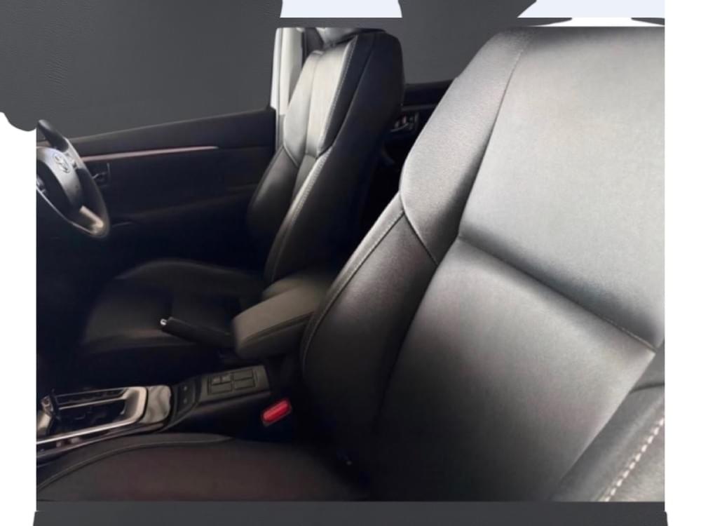 Toyota Fortuner 2.4 Gd-6 Rb At