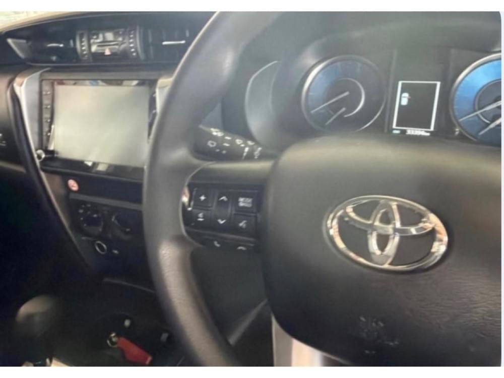 Toyota Fortuner 2.4 Gd-6 Rb At