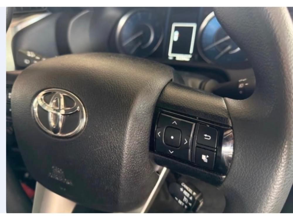 Toyota Fortuner 2.4 Gd-6 Rb At