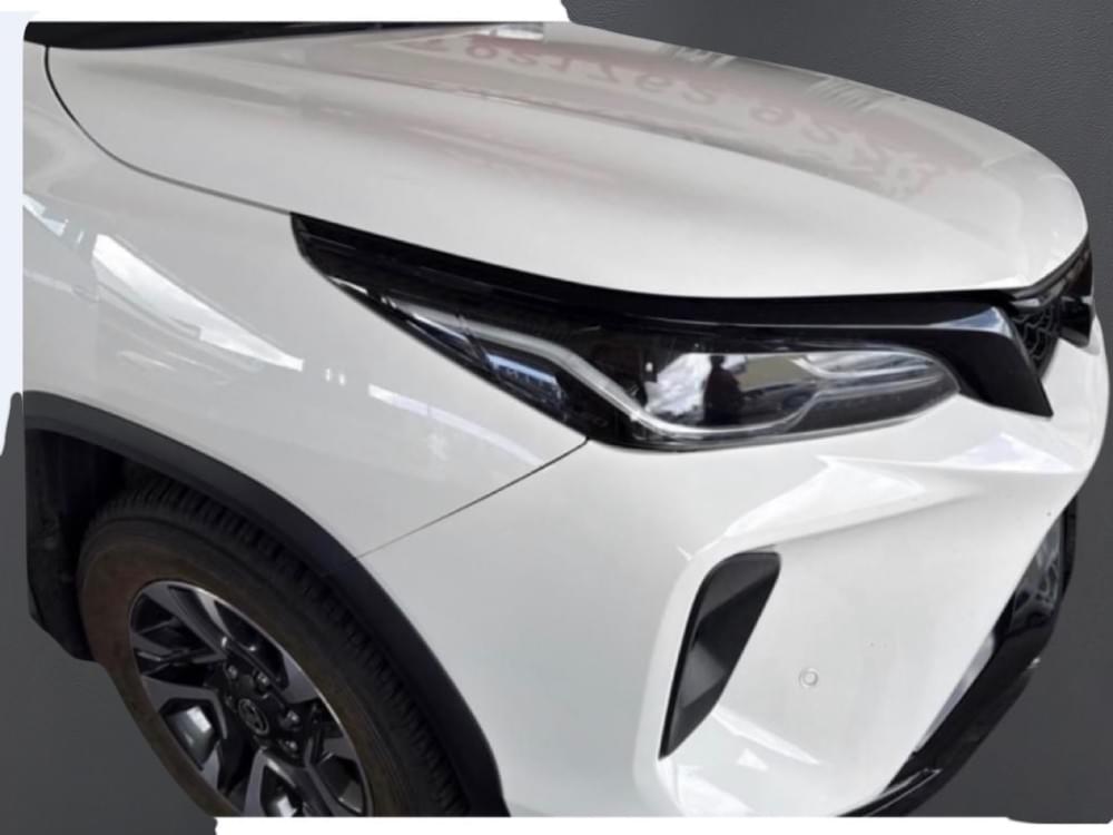Toyota Fortuner 2.4 Gd-6 Rb At