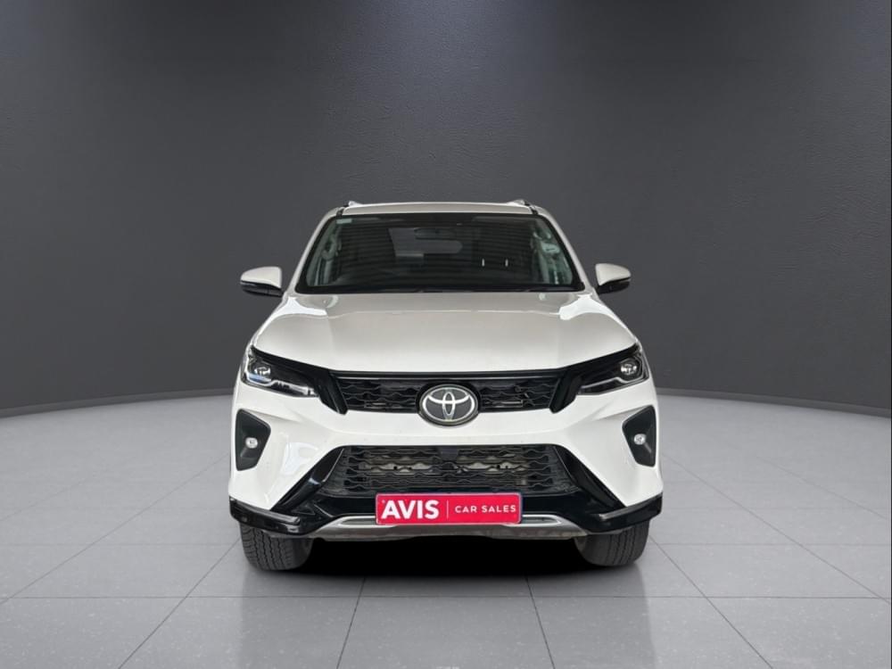 Toyota Fortuner 2.4 Gd-6 Rb At