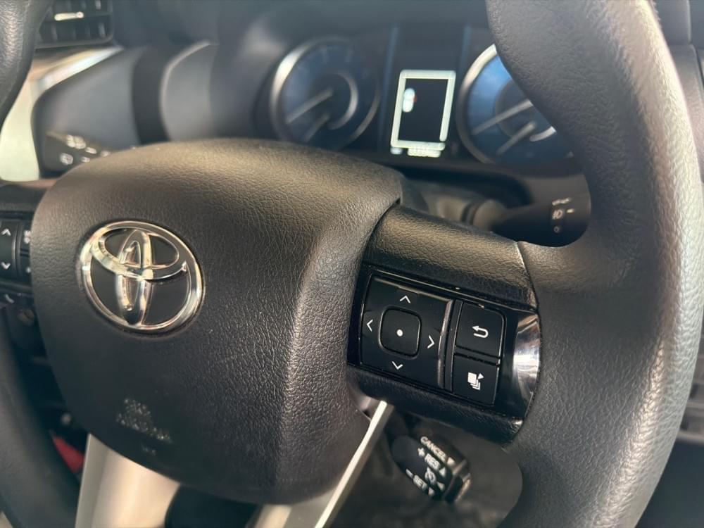 Toyota Fortuner 2.4 Gd-6 Rb At