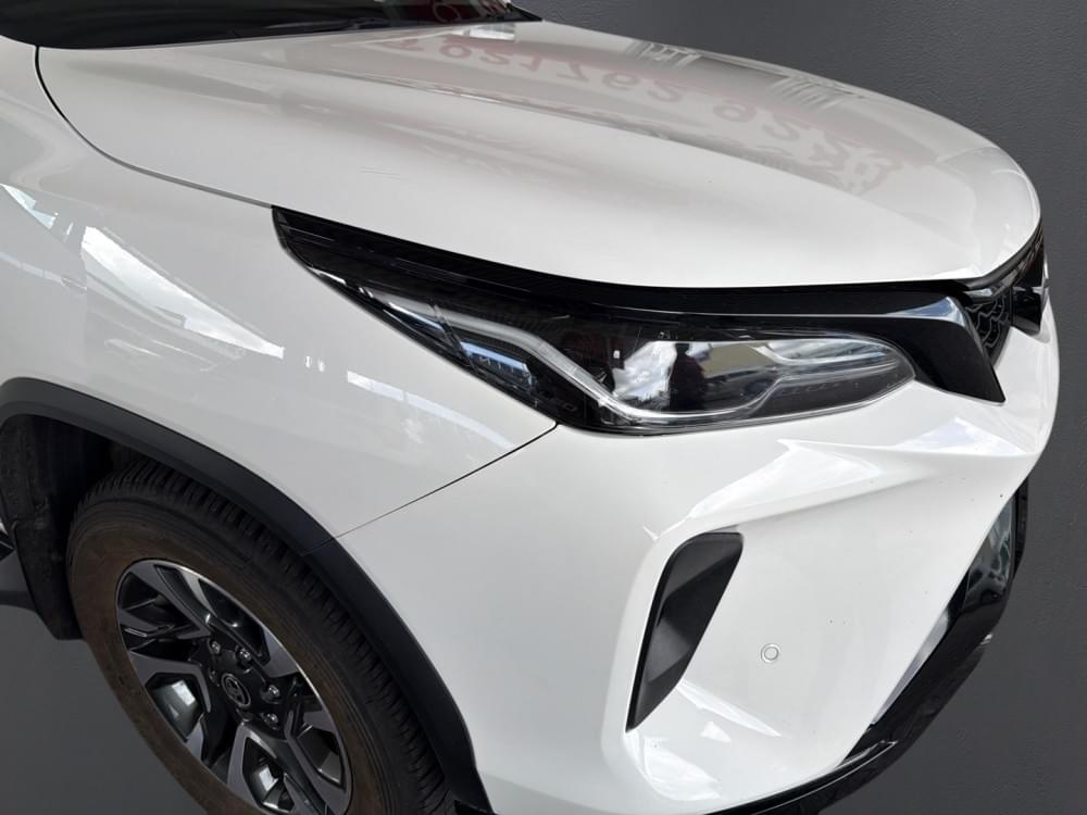 Toyota Fortuner 2.4 Gd-6 Rb At