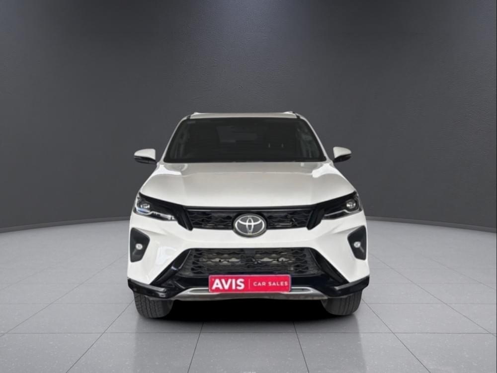 Toyota Fortuner 2.4 Gd-6 Rb At
