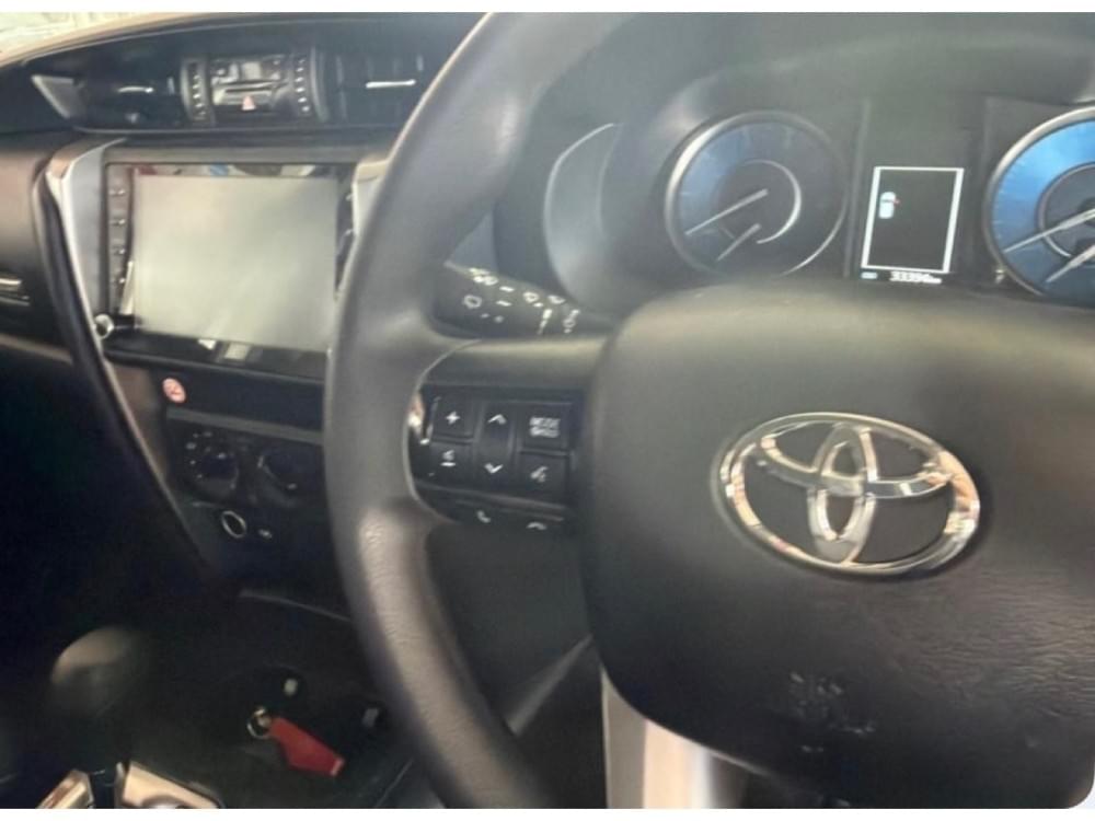 Toyota Fortuner 2.4 Gd-6 Rb At