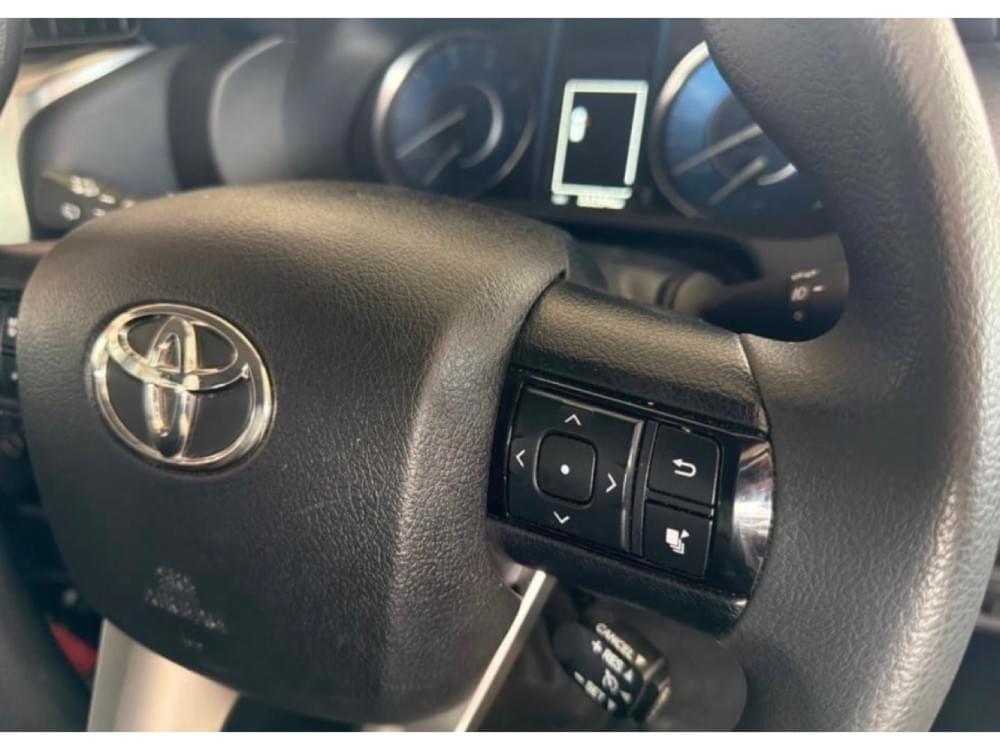 Toyota Fortuner 2.4 Gd-6 Rb At