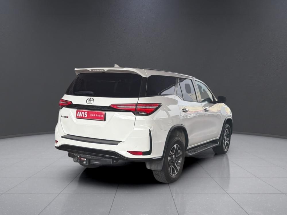 Toyota Fortuner 2.4 Gd-6 Rb 6At