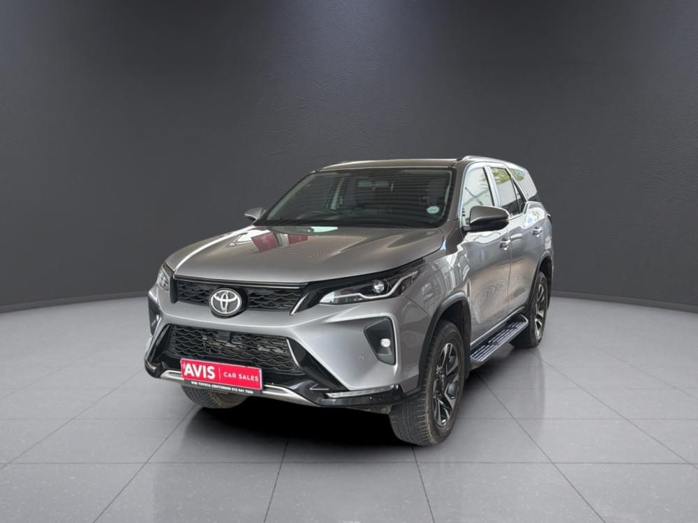Toyota Fortuner 2.4 Gd-6 Rb At