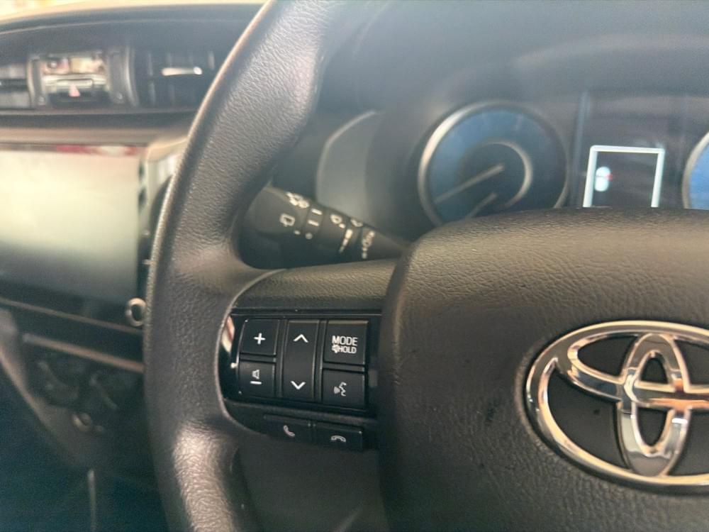 Toyota Fortuner 2.4 Gd-6 Rb At