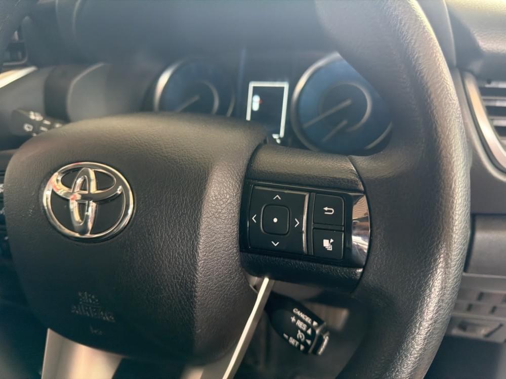 Toyota Fortuner 2.4 Gd-6 Rb At