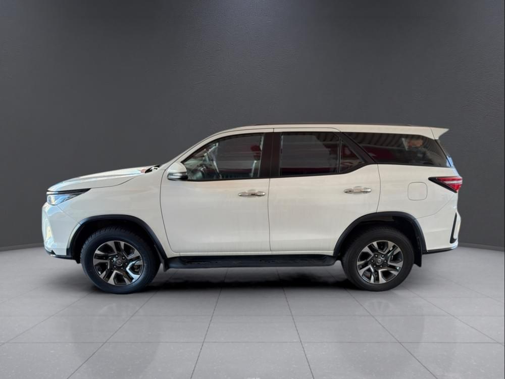 Toyota Fortuner 2.4 Gd-6 Rb 6At
