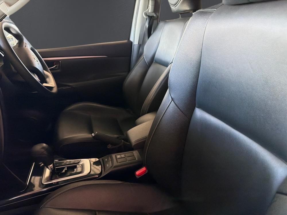 Toyota Fortuner 2.4 Gd-6 Rb 6At