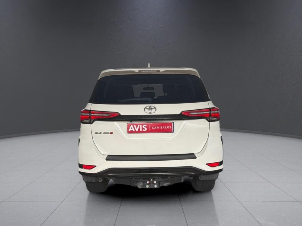 Toyota Fortuner 2.4 Gd-6 Rb 6At