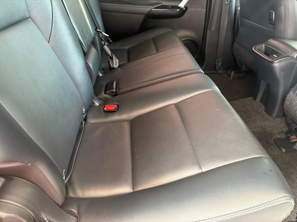 Toyota Fortuner 2.4 Gd-6 Rb 6At
