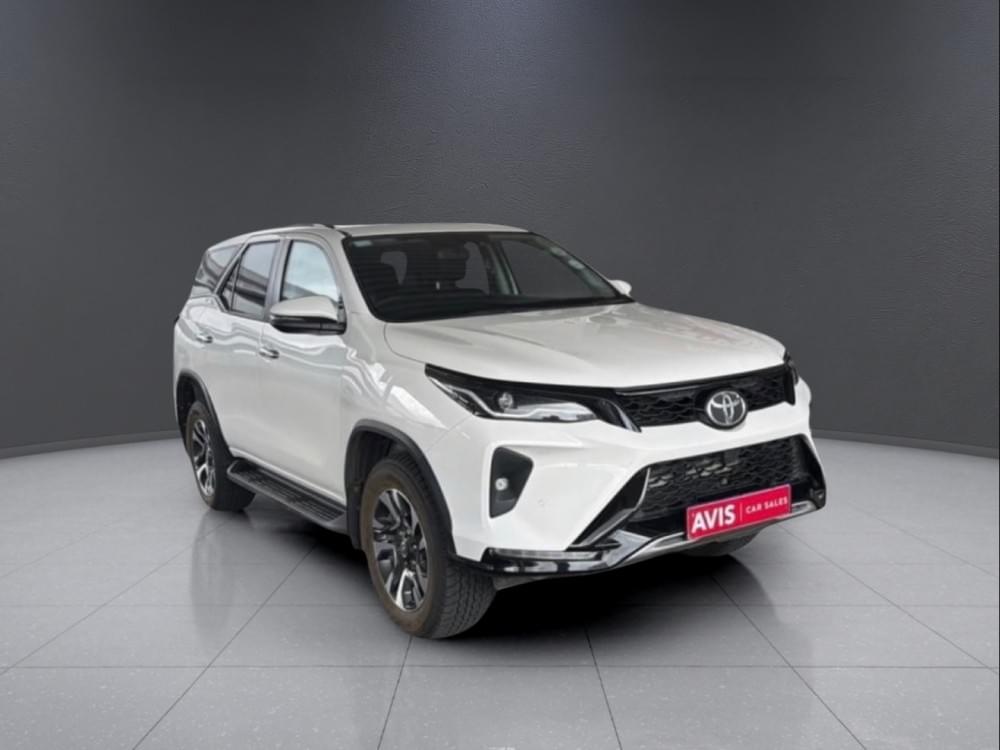 Toyota Fortuner 2.4 Gd-6 Rb At