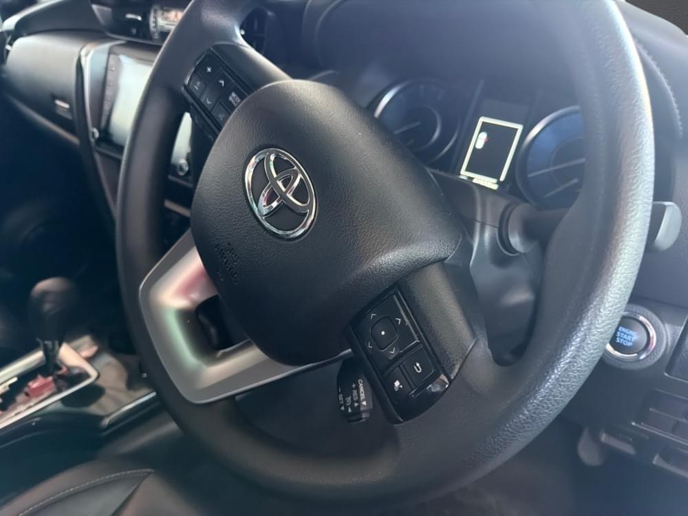 Toyota Fortuner 2.4 Gd-6 Rb At