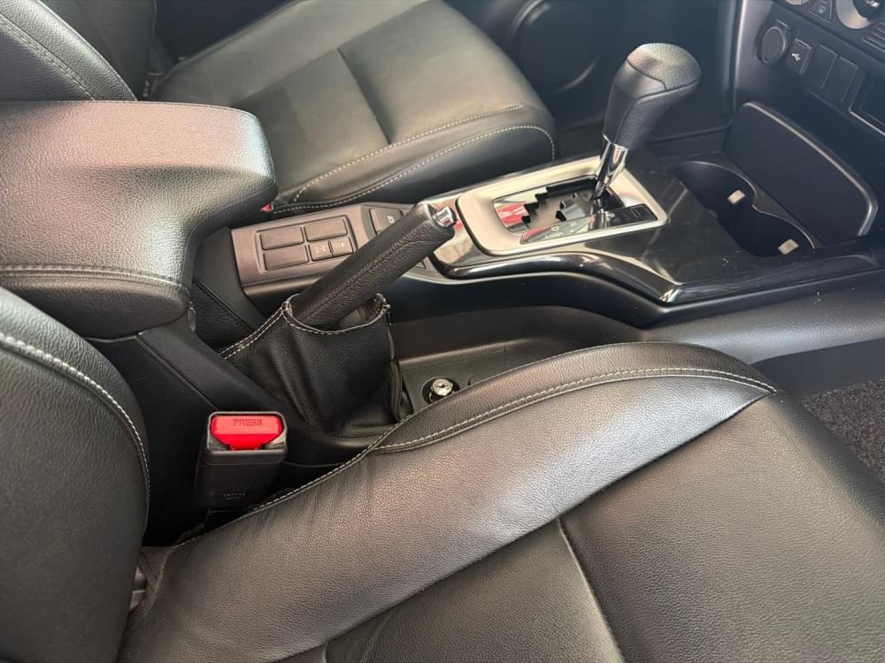 Toyota Fortuner 2.4 Gd-6 Rb 6At