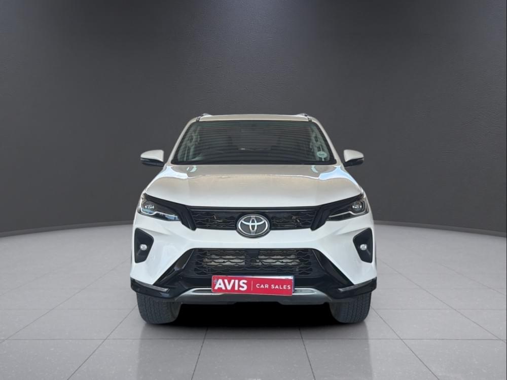 Toyota Fortuner 2.4 Gd-6 Rb At
