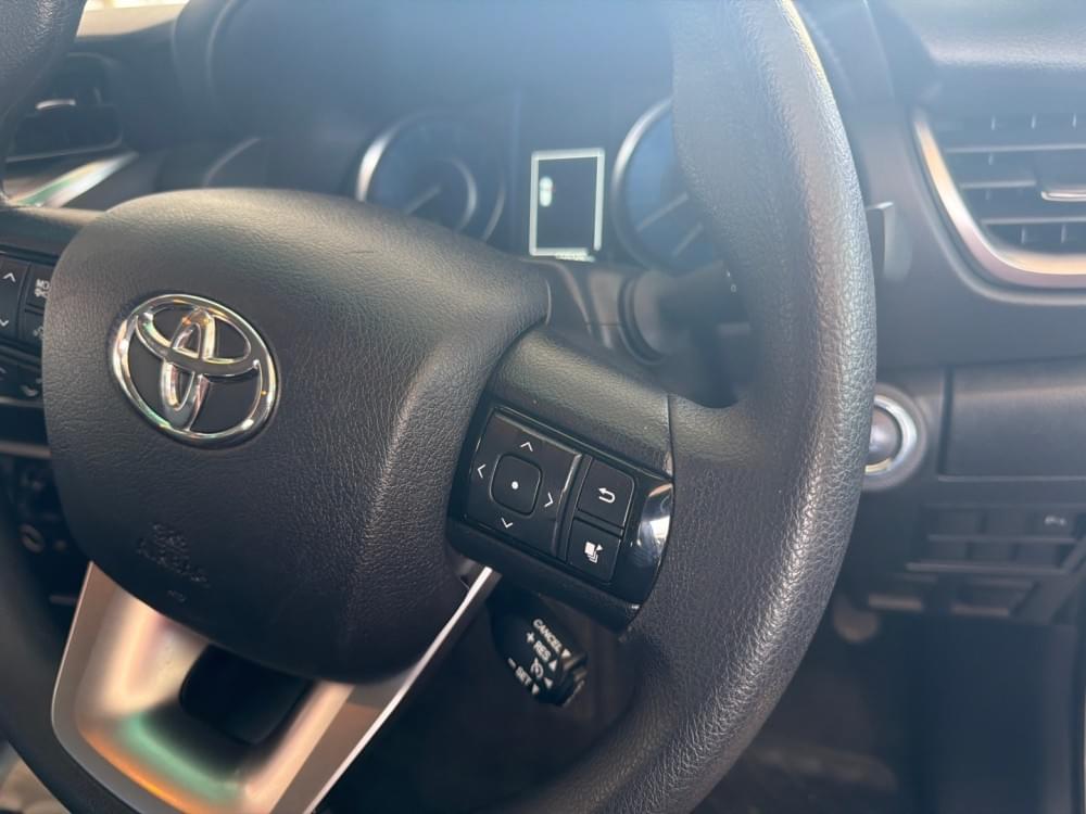 Toyota Fortuner 2.4 Gd-6 Rb At