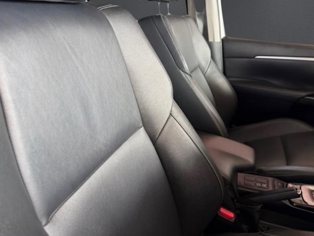 Toyota Fortuner 2.4 Gd-6 Rb At