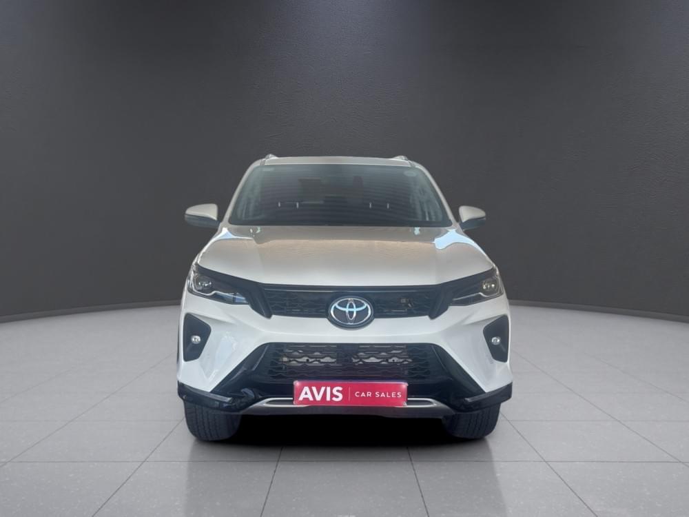 Toyota Fortuner 2.4 Gd-6 Rb 6At