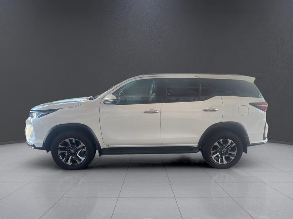 Toyota Fortuner 2.4 Gd-6 Rb 6At