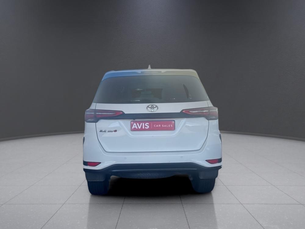 Toyota Fortuner 2.4 Gd-6 Rb 6At