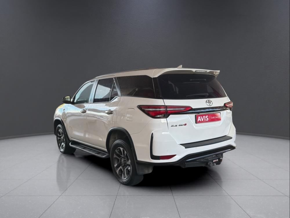 Toyota Fortuner 2.4 Gd-6 Rb 6At