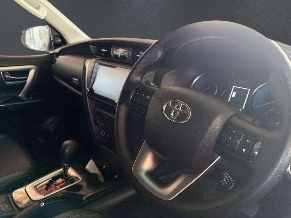Toyota Fortuner 2.4 Gd-6 Rb 6At