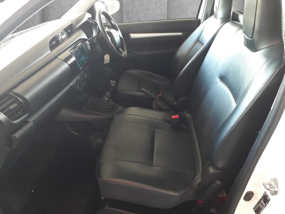 Toyota Hilux 2.7 Vvti S Ac